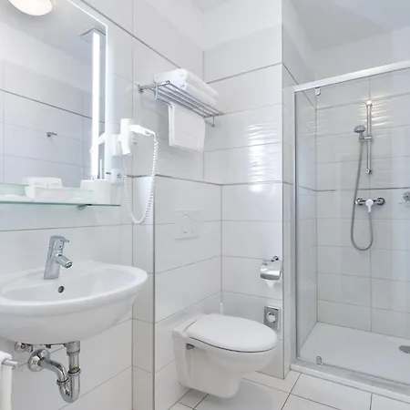 Palatin Hotel 4*