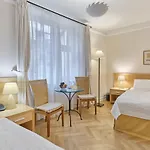 Palatin Hotel 4*