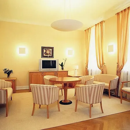 팔라틴 4* 카를로비바리